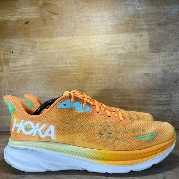 Hoka One One Other - Hoka One One Clifton 9 Mens Sz 11.5 (D) Running Shoes Sneakers REFRESHING Orange